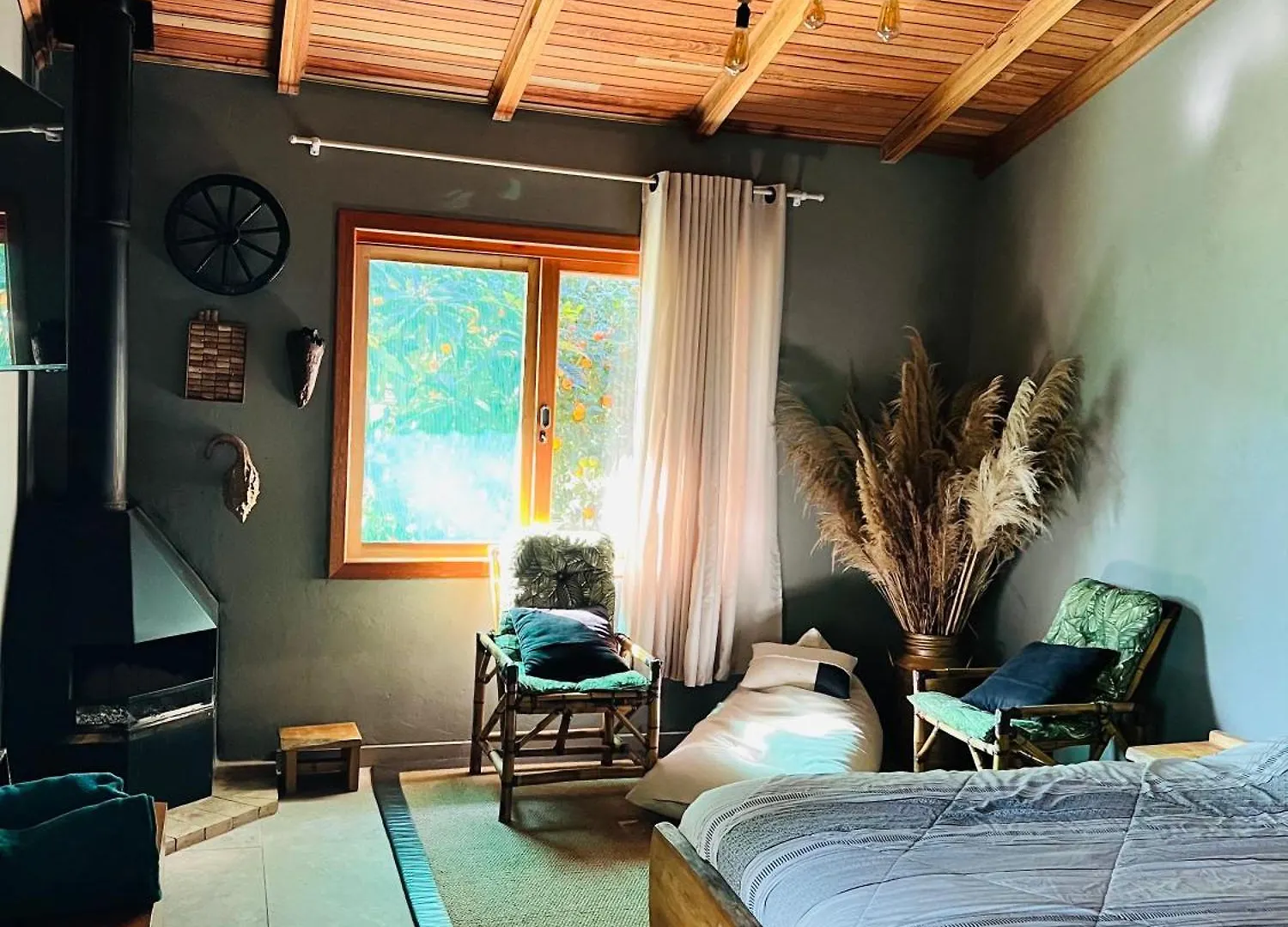 Quarto/Suite Com Lareira Sao Miguel da Serra